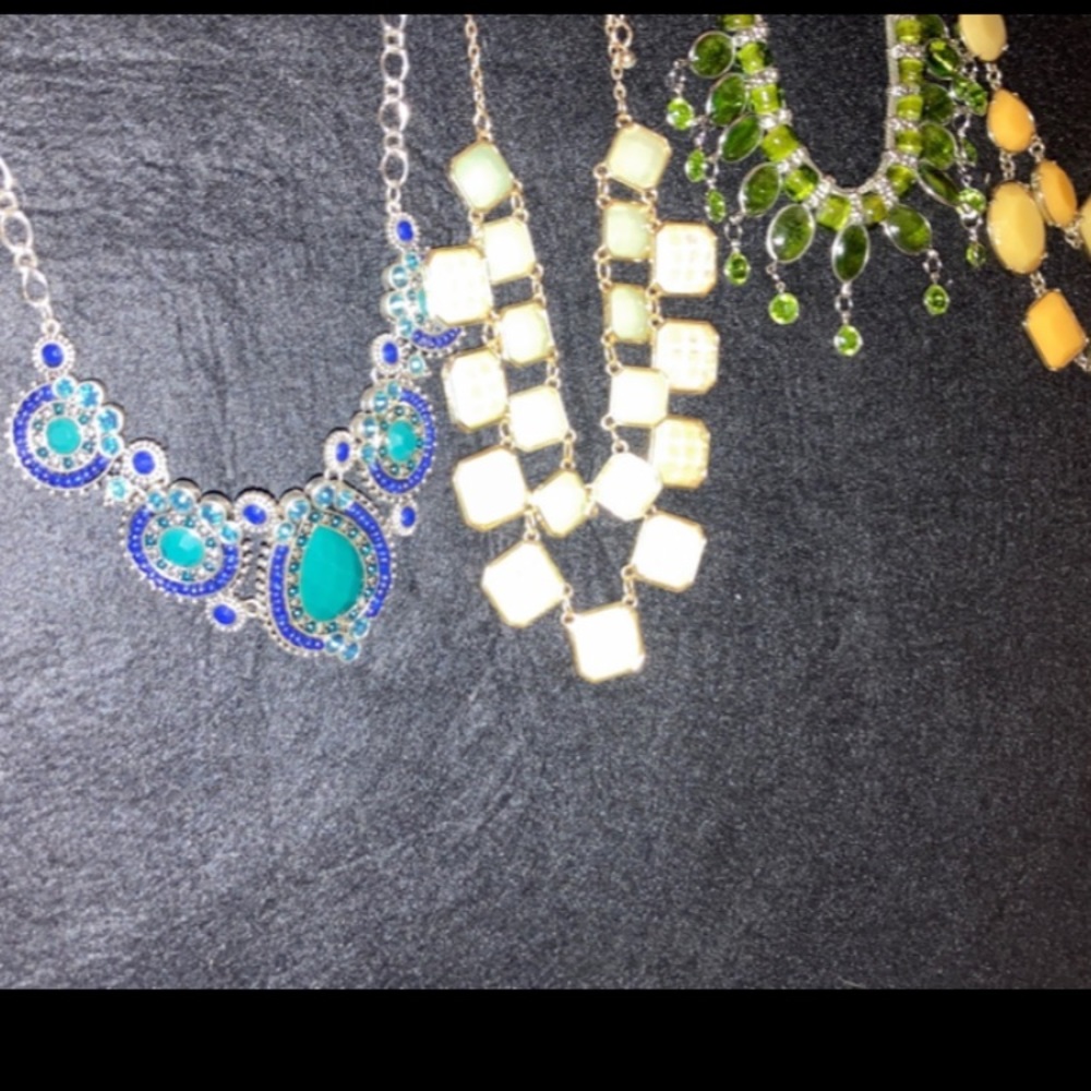 Fashion/statement jewelry - Picture 3 of 7